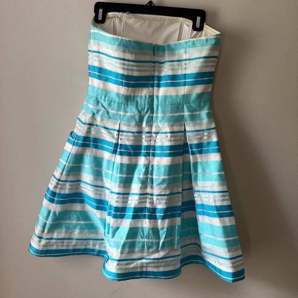 Lilly Pulitzer Blossom Strapless Dress size 4 - Picture 6 of 6
